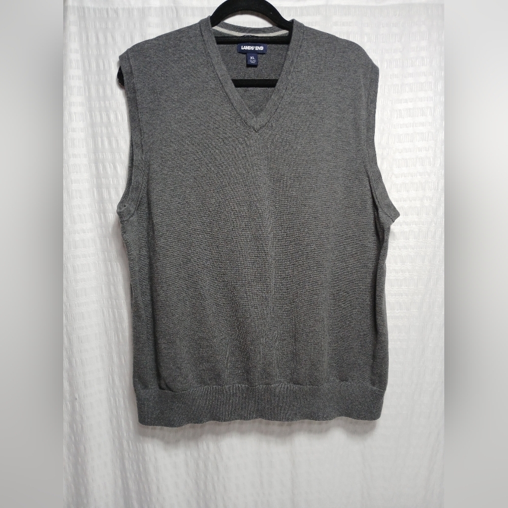 Lands End Men's 100% Pima Cotton V Neck Vest. Size XL